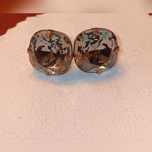 Sabika Dark Grey Studs! *LIKE NEW!*